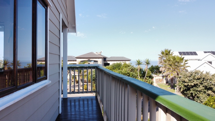 5 Bedroom Property for Sale in Hersham Western Cape